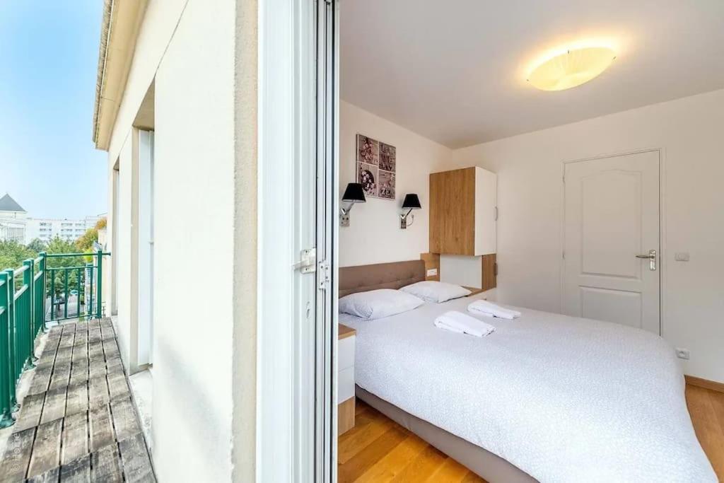 Milly Apartment Next To Disneyland Bmyguest Шеси Экстерьер фото