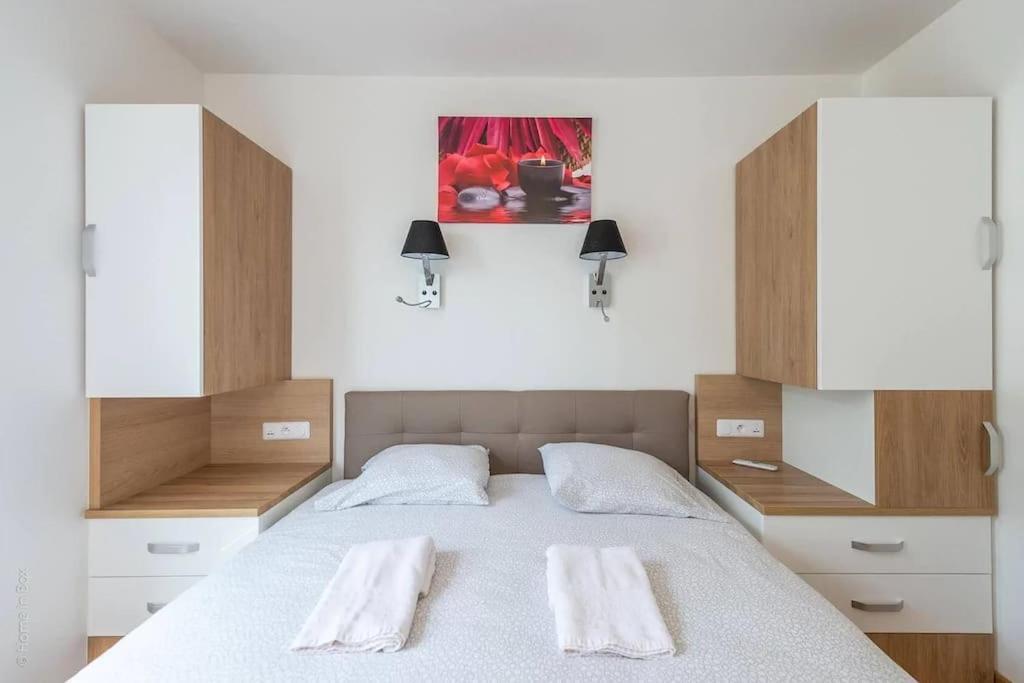 Milly Apartment Next To Disneyland Bmyguest Шеси Экстерьер фото